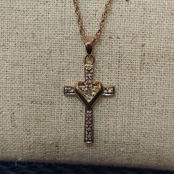 GF 22" necklace with Silver .925  & gold cross with heart - Picture 2 of 7
